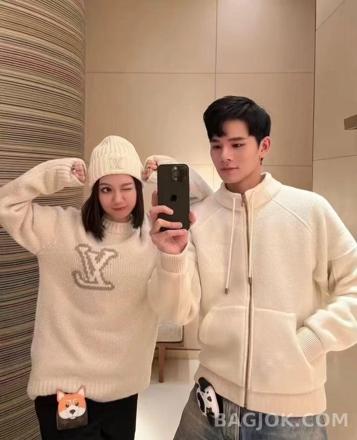 루이비통 루이비통 미러 로고 인타르시아 니트 상세 이미지