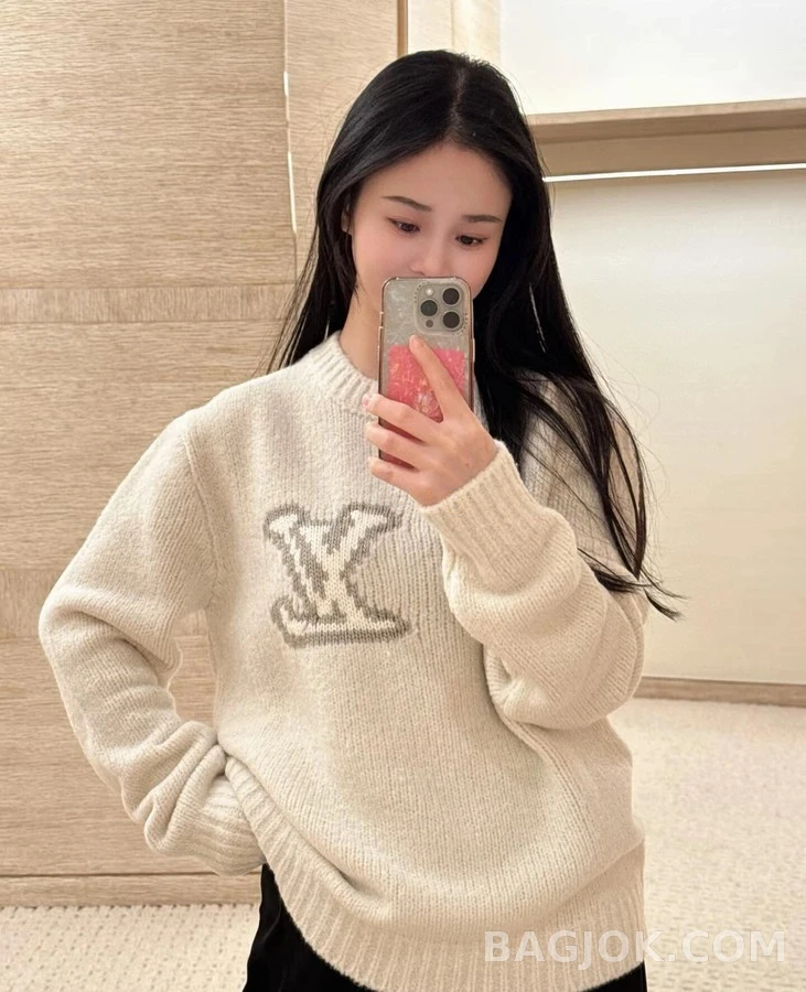 루이비통 루이비통 미러 로고 인타르시아 니트 상세 이미지
