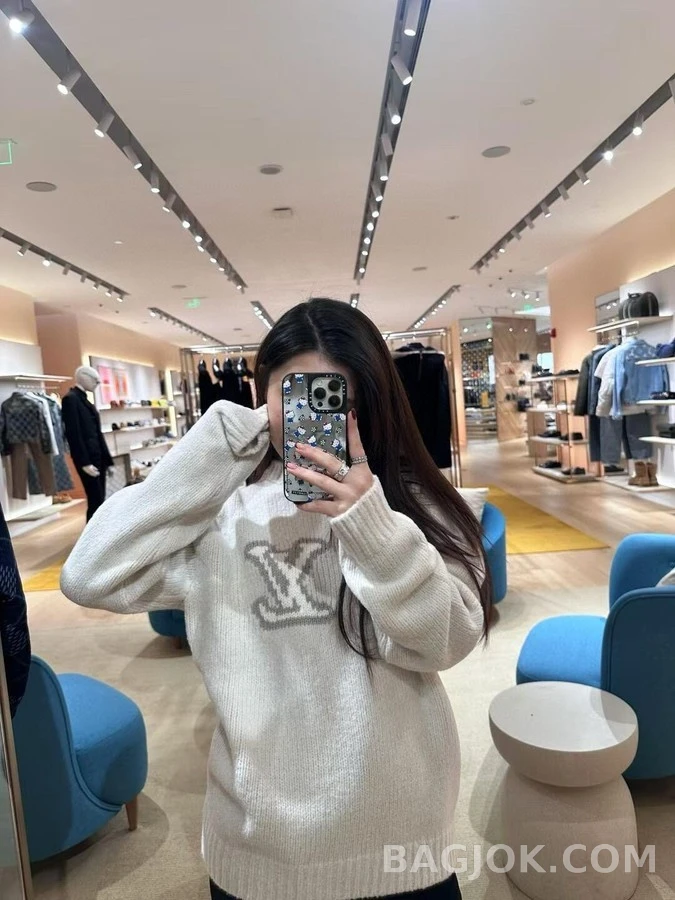 루이비통 루이비통 미러 로고 인타르시아 니트 상세 이미지