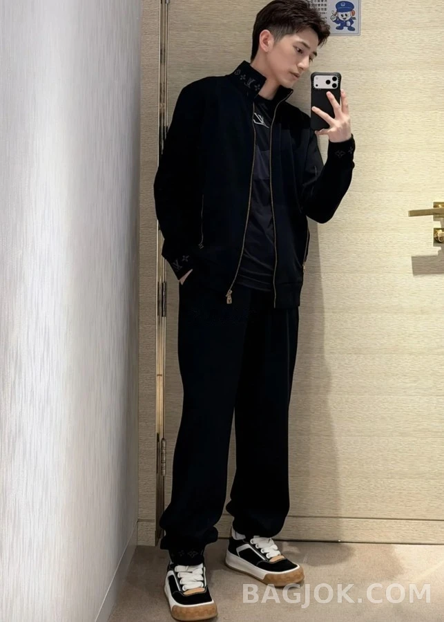 루이비통 루이비통 모노그램 니트 집업 자켓 상세 이미지