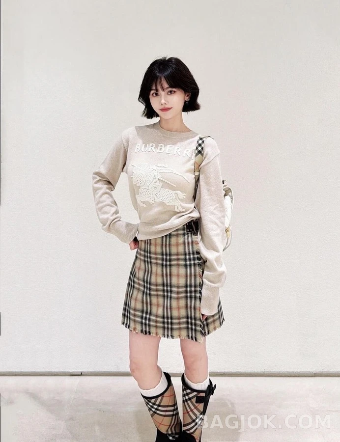 버버리 버버리 마술 기사 로고 니트 상세 이미지