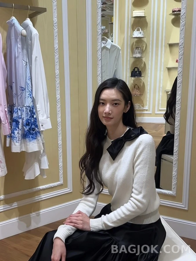디올 디올 보우 디테일 캐시미어 스웨터 상세 이미지
