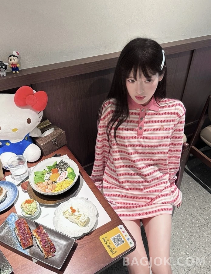 크롬하츠 크롬하츠 크로스 자카드 스트라이프 긴팔 티셔츠 상세 이미지