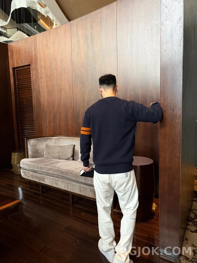 제냐 제냐 배색 스트라이프 니트 상세 이미지