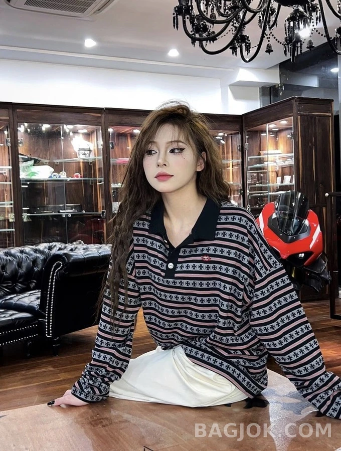 크롬하츠 크롬하츠 십자 패턴 스트라이프 폴로 긴팔 티셔츠 상세 이미지
