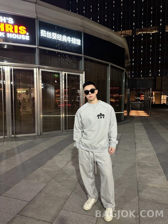 크롬하츠 크롬하츠 크로스 자수 CH 레터링 맨투맨 상세 이미지