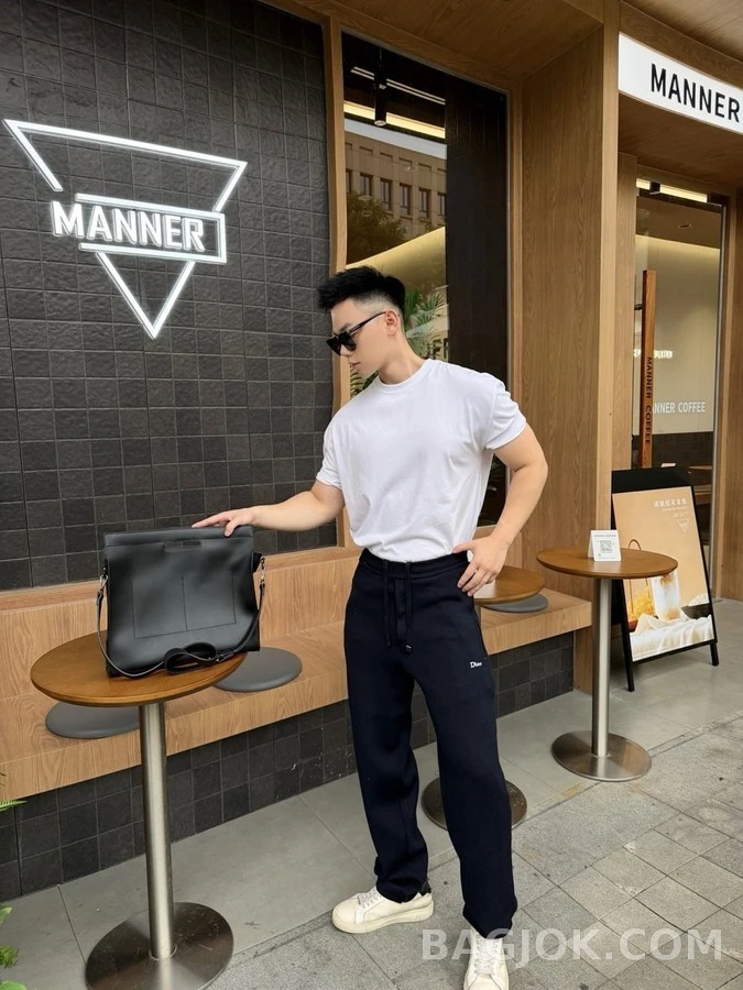 디올 디올 자수 드로스트링 트레이닝 팬츠 상세 이미지