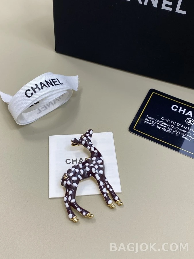 샤넬 샤넬 스팟 사슴 에나멜 브로치 상세 이미지