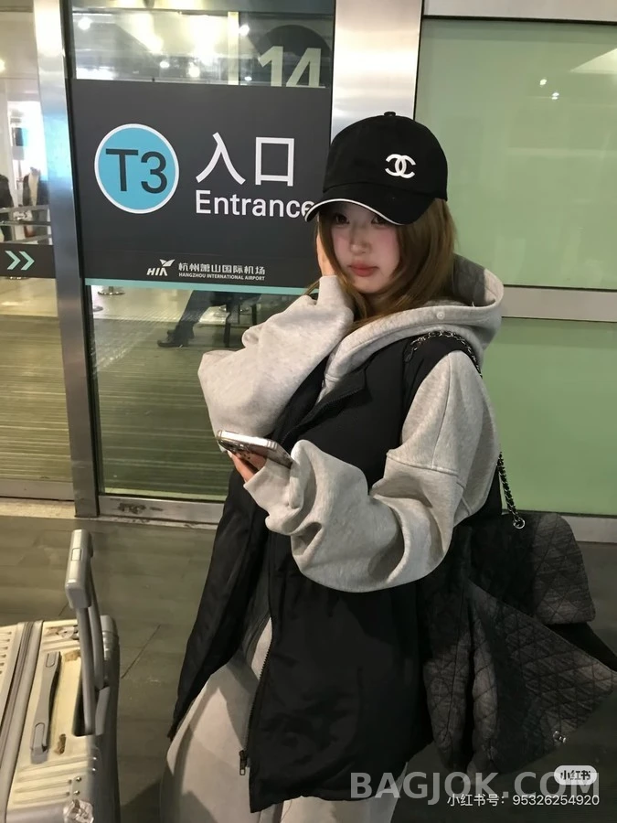 샤넬 샤넬 더블 C 로고 볼캡 상세 이미지