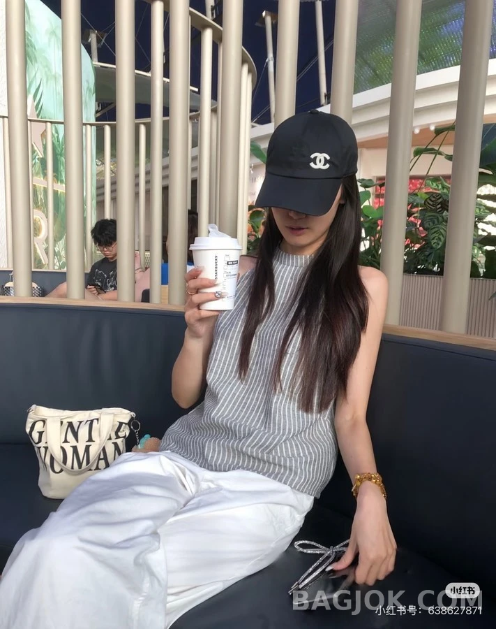 샤넬 샤넬 더블 C 로고 볼캡 상세 이미지