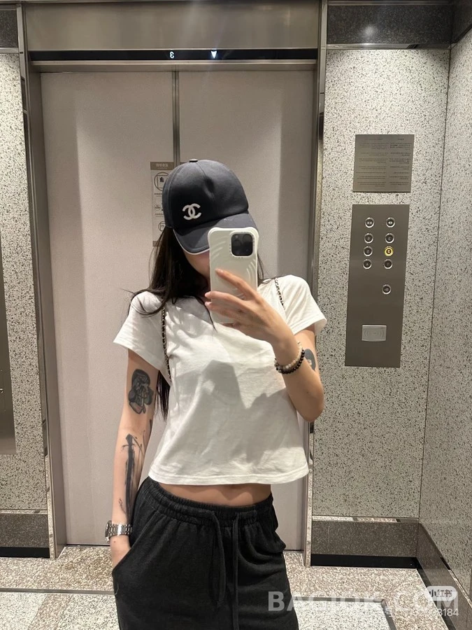 샤넬 샤넬 더블 C 로고 볼캡 상세 이미지