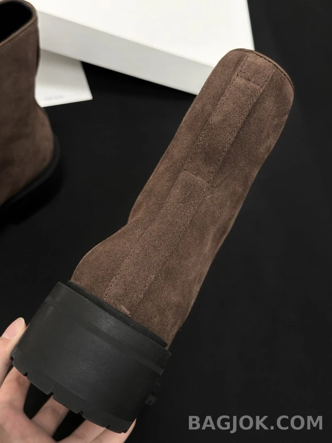 더로우 더로우 스웨이드 지퍼 앵클 부츠 상세 이미지