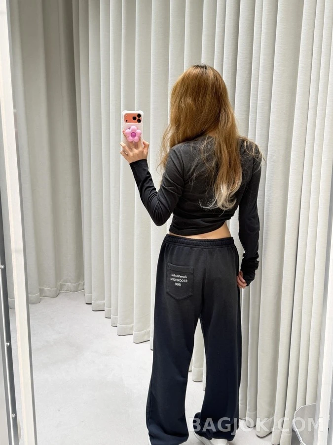 아크네 스튜디오 아크네 스튜디오 로고 프린트 빈티지 팬츠 상세 이미지