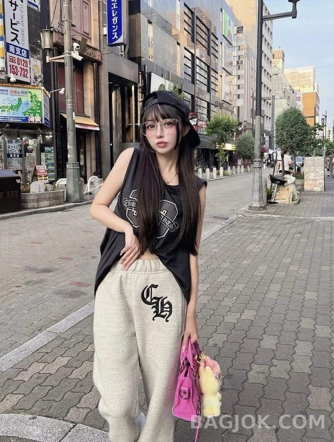 크롬하츠 크롬하츠 CH 레터링 자수 트레이닝 팬츠 상세 이미지