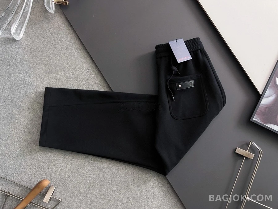 루이비통 루이비통 로고 자수 드로스트링 트레이닝 팬츠 상세 이미지