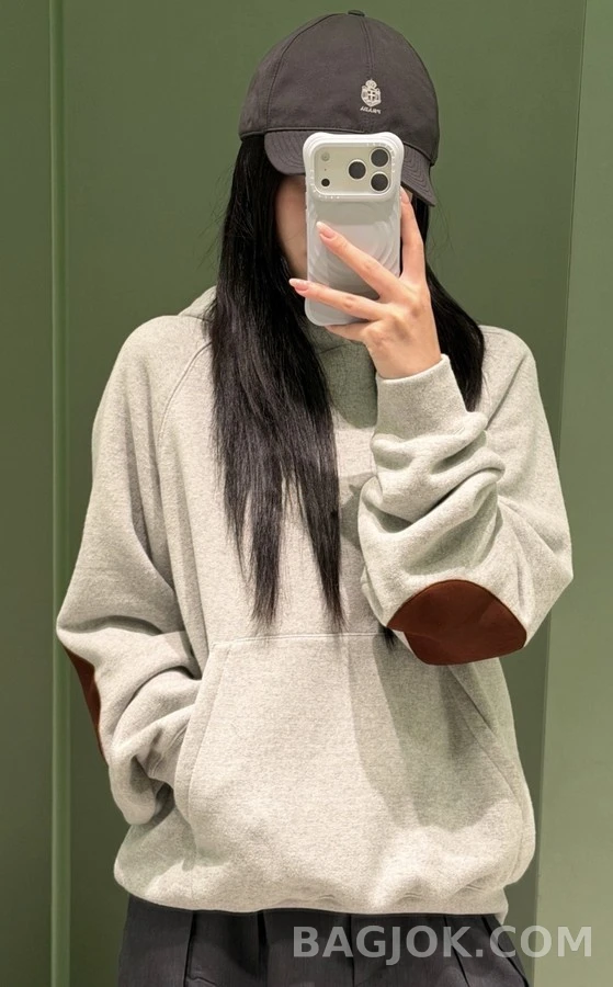 프라다 프라다 가죽 패치 후드티 상세 이미지