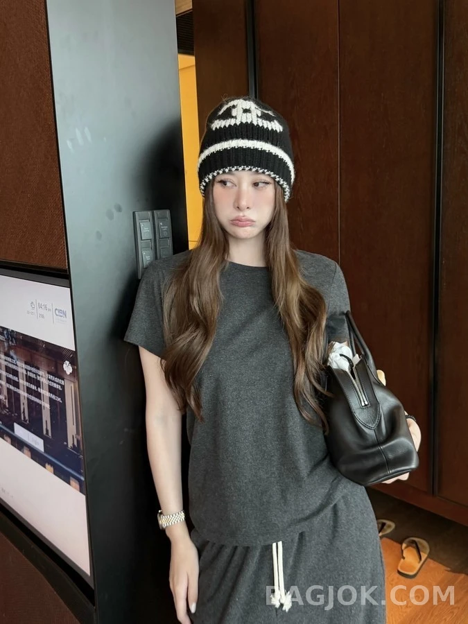 샤넬 샤넬 더블 C 배색 니트 비니 상세 이미지