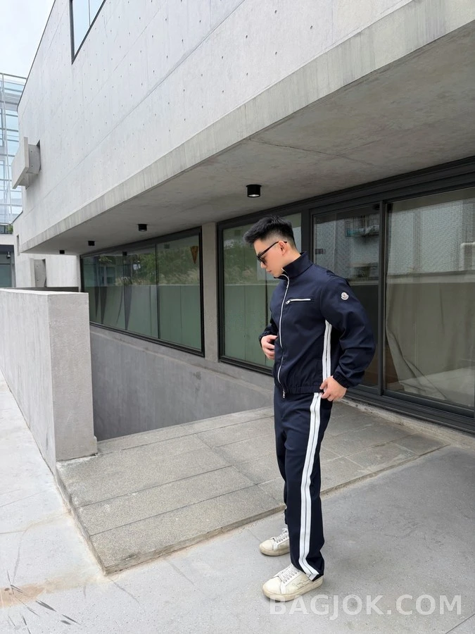 몽클레어 몽클레어 로고 스트라이프 드로스트링 팬츠 상세 이미지