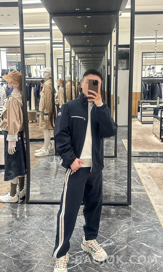 몽클레어 몽클레어 로고 스트라이프 드로스트링 팬츠 상세 이미지