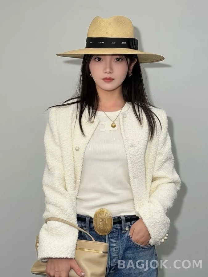셀린느 셀린느 트리옹프 오벌 펜던트 목걸이 상세 이미지