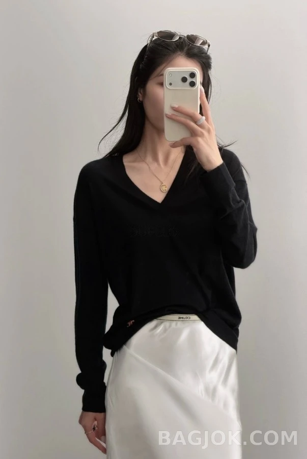 셀린느 셀린느 트리옹프 오벌 펜던트 목걸이 상세 이미지