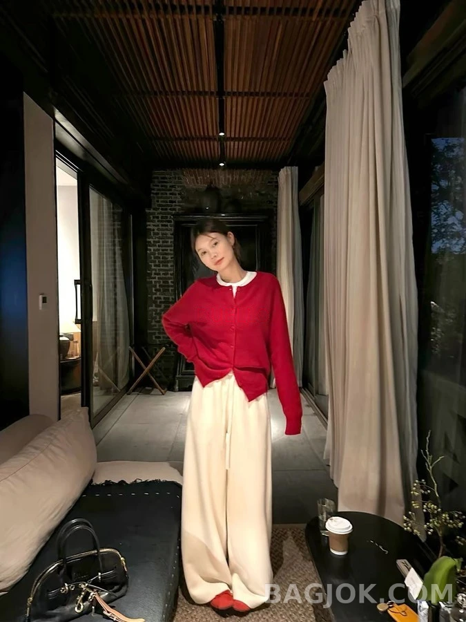 더로우 더로우 드로스트링 가죽 와이드 팬츠 상세 이미지