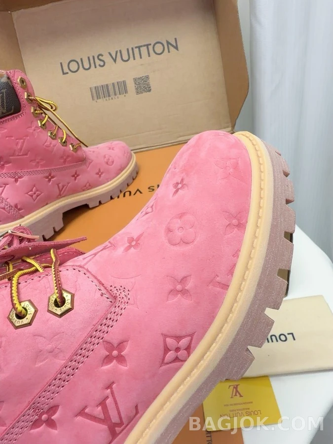 루이비통 루이비통 x Timberland 모노그램 앵클 부츠 상세 이미지