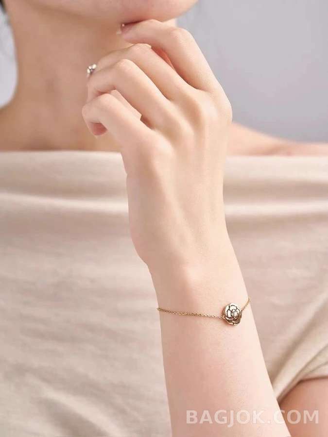 샤넬 샤넬 산차화 다이아몬드 목걸이 상세 이미지