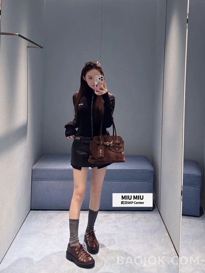 미우미우 미우미우 레트로 플랫폼 레이스업 슈즈 상세 이미지