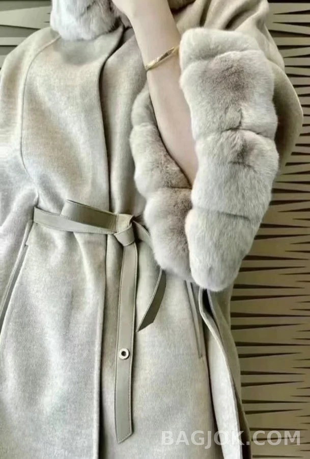 로로피아나 로로피아나 퍼 칼라 케이프 자켓 상세 이미지