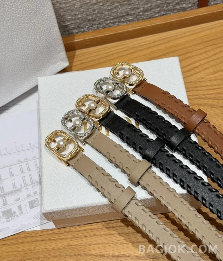 디올 디올 이니셜 펄 장식 벨트 상세 이미지