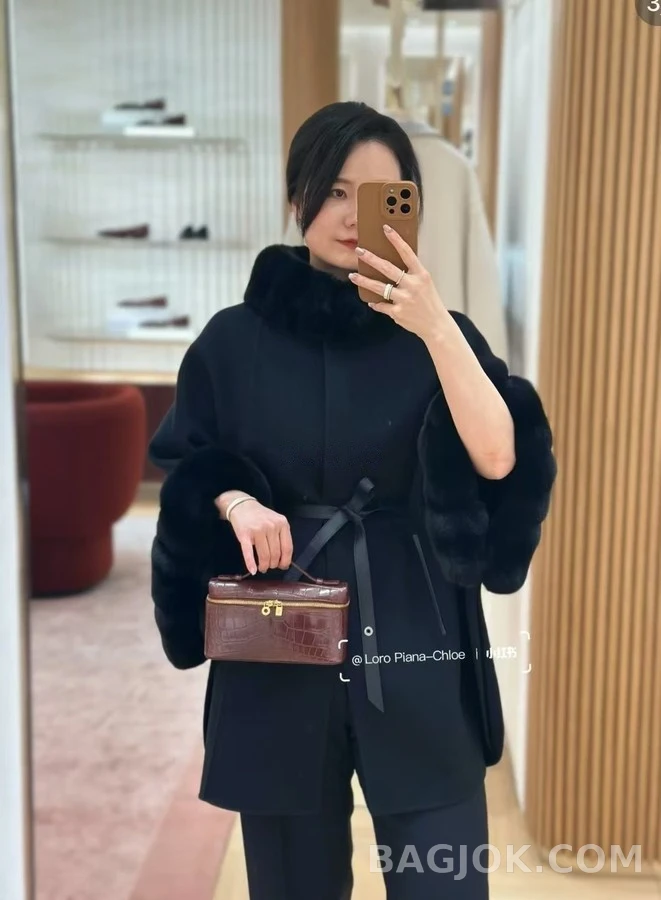 로로피아나 로로피아나 래빗퍼 케이프 자켓 상세 이미지