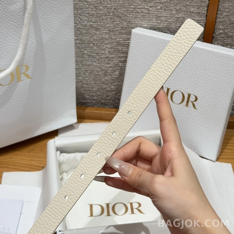 디올 디올 로고 진주 장식 벨트 상세 이미지