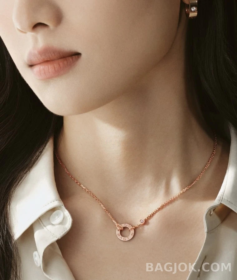 까르띠에 까르띠에 러브 오픈워크 사파이어 목걸이 상세 이미지