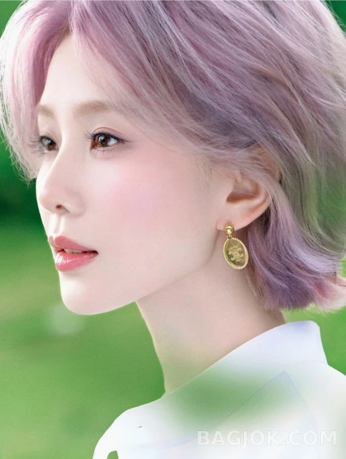 셀린느 셀린느 트리옹프 메달 드롭 이어링 상세 이미지