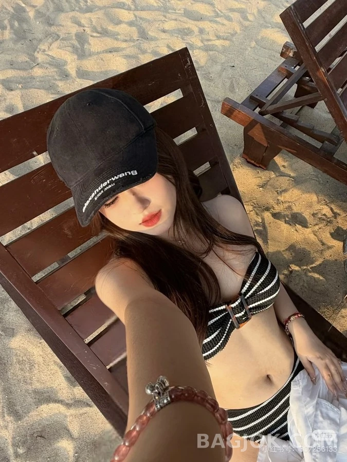 알렉산더 왕 알렉산더 왕 빈티지 로고 자수 야구모자 상세 이미지