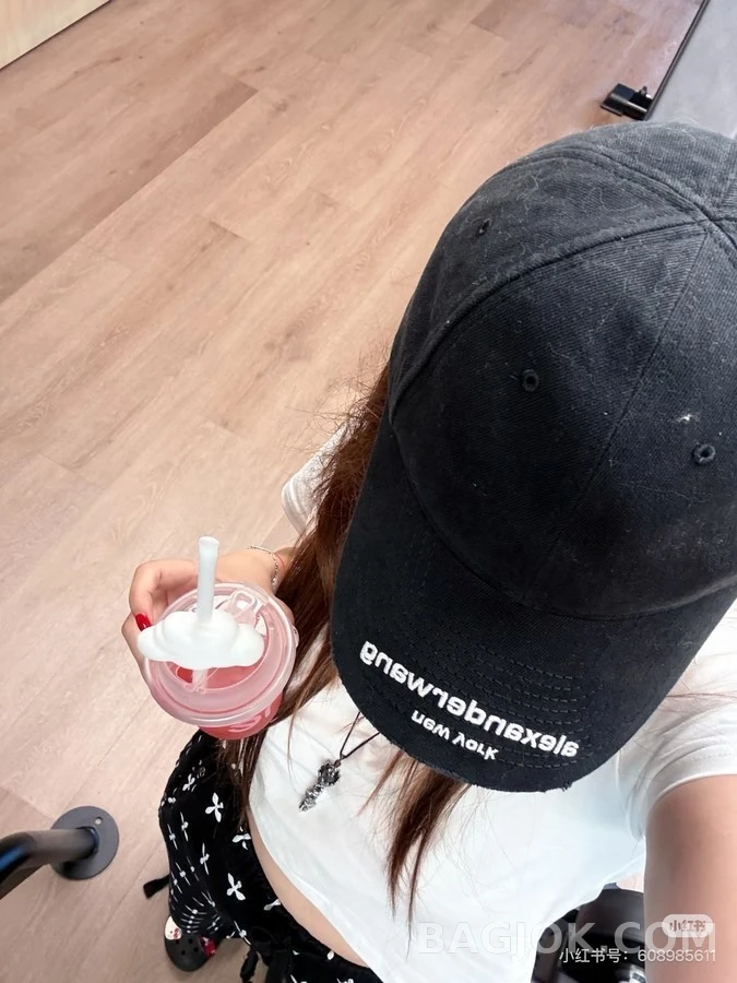 알렉산더 왕 알렉산더 왕 빈티지 로고 자수 야구모자 상세 이미지