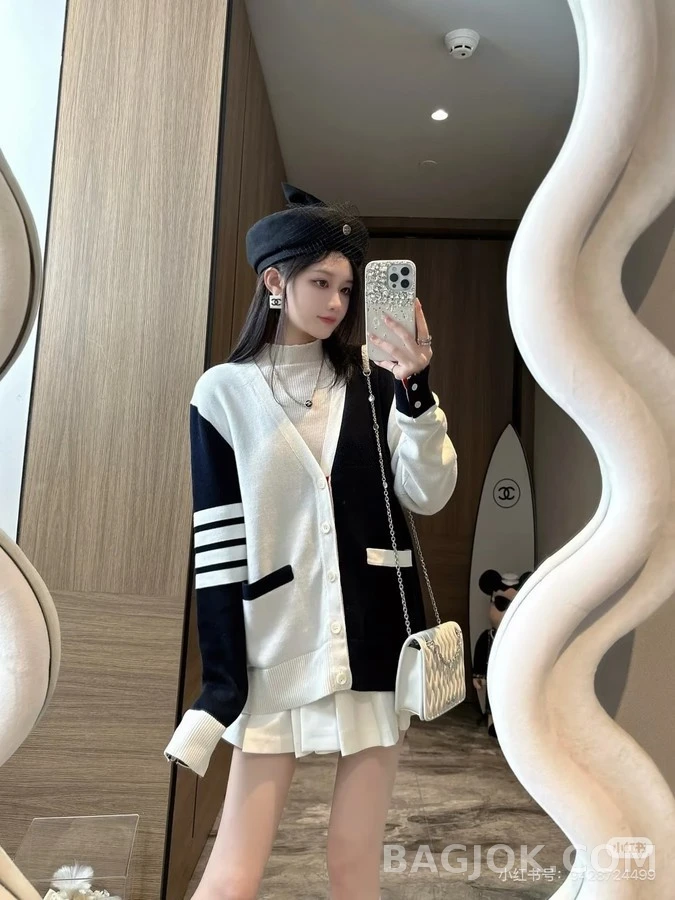 톰브라운 톰브라운 컬러블록 강아지 패턴 가디건 상세 이미지