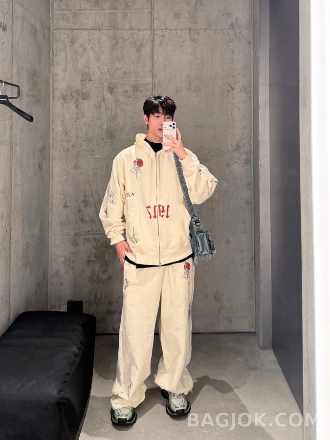 발렌시아가 발렌시아가 타투 그래픽 후드 집업 상세 이미지