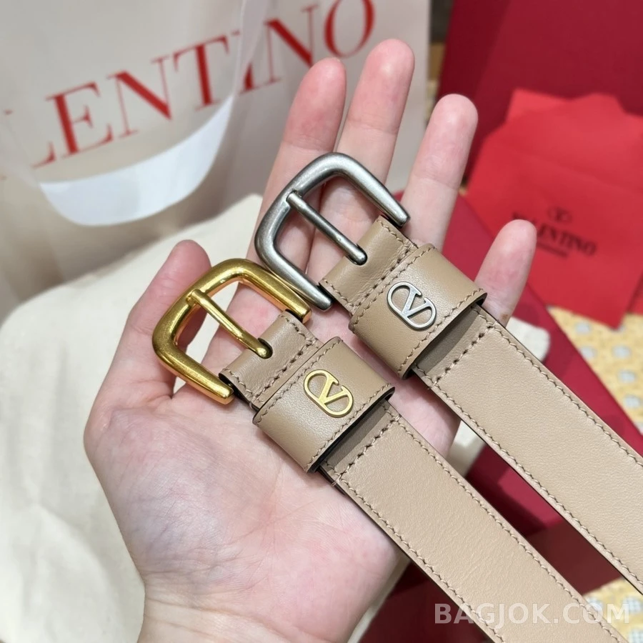 발렌티노 발렌티노 V 로고 카프스킨 벨트 상세 이미지