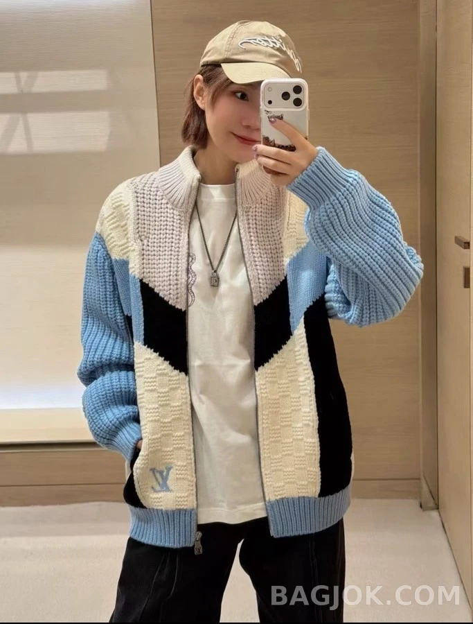 루이비통 루이비통 컬러 블록 하이넥 니트 집업 상세 이미지