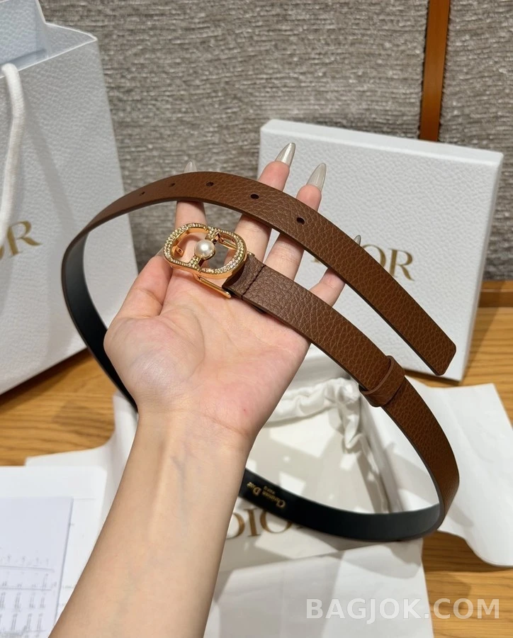 디올 디올 로고 펄 장식 벨트 상세 이미지