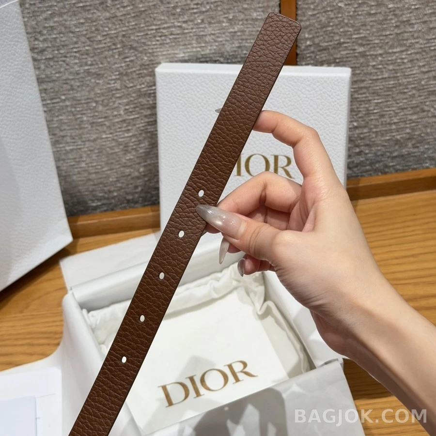 디올 디올 로고 펄 장식 벨트 상세 이미지