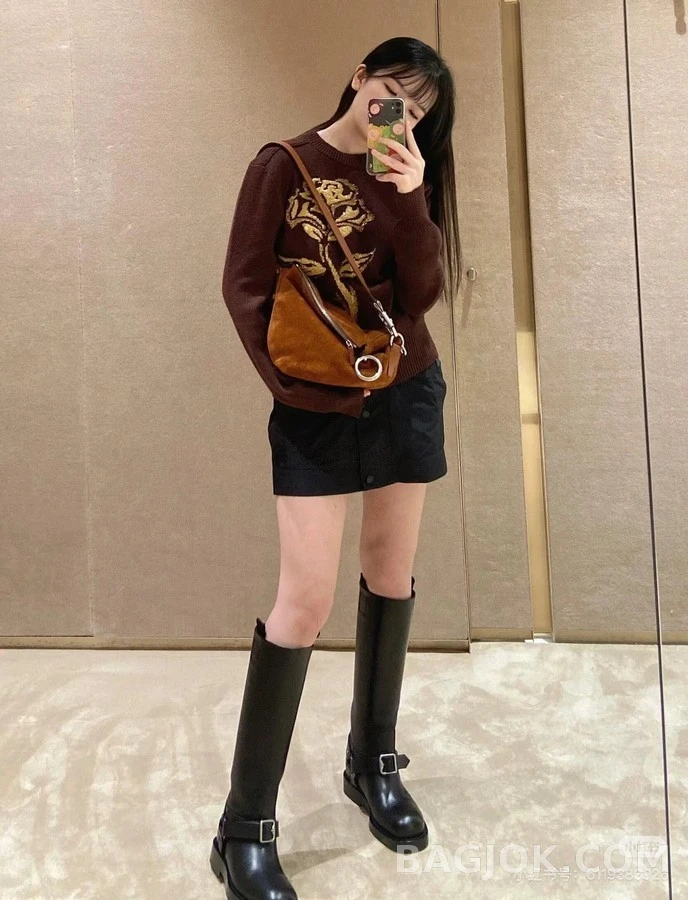 버버리 버버리 버클 롱부츠 상세 이미지