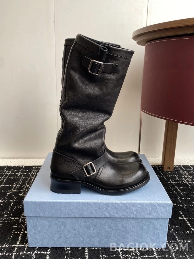 프라다 프라다 레트로 슬러치 부츠 상세 이미지
