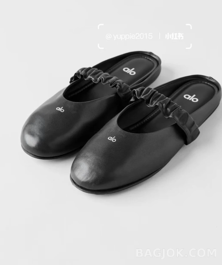 살로몬 살로몬 주름 스트랩 뮬 플랫 상세 이미지