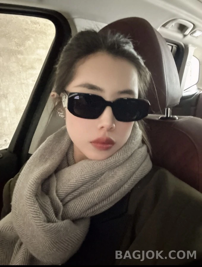 프라다 프라다 폴리곤 프레임 선글라스 상세 이미지