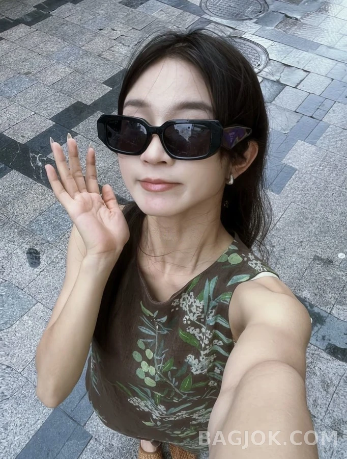 프라다 프라다 폴리곤 프레임 선글라스 상세 이미지
