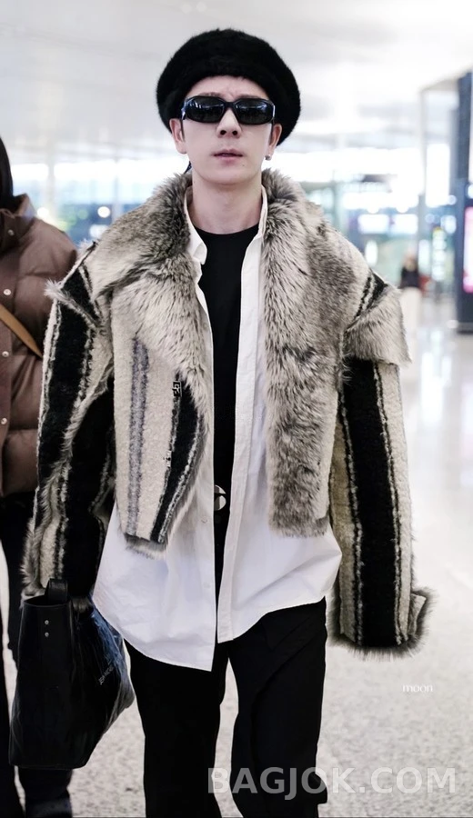 프라다 프라다 폴리곤 프레임 선글라스 상세 이미지
