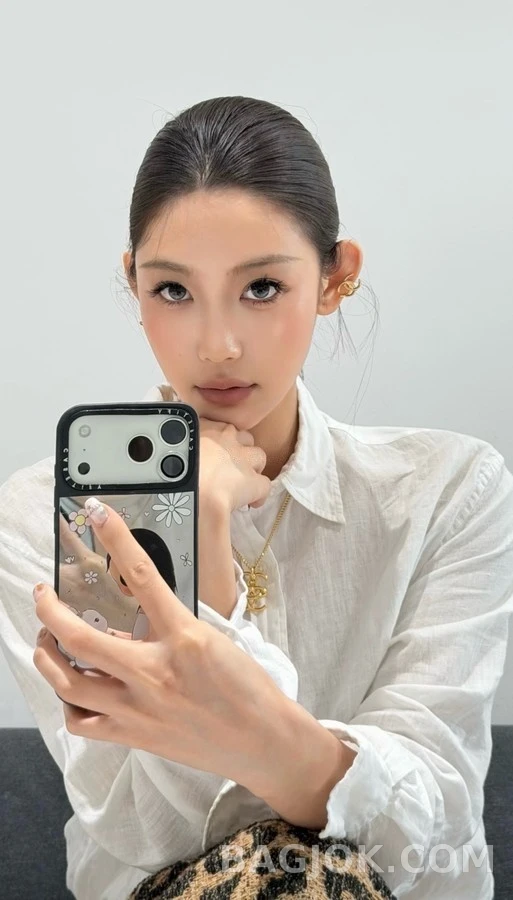 샤넬 샤넬 로고 이어 클립 상세 이미지